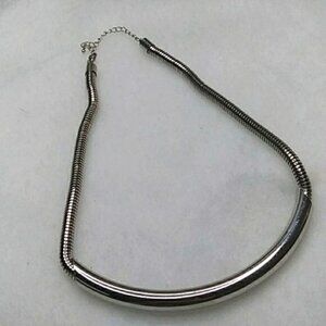Silvertone tube necklace